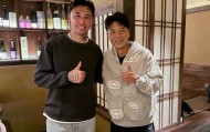 世界杯高清直播链接-李克勤社媒晒与张琳芃合影：好友相聚，很开心！